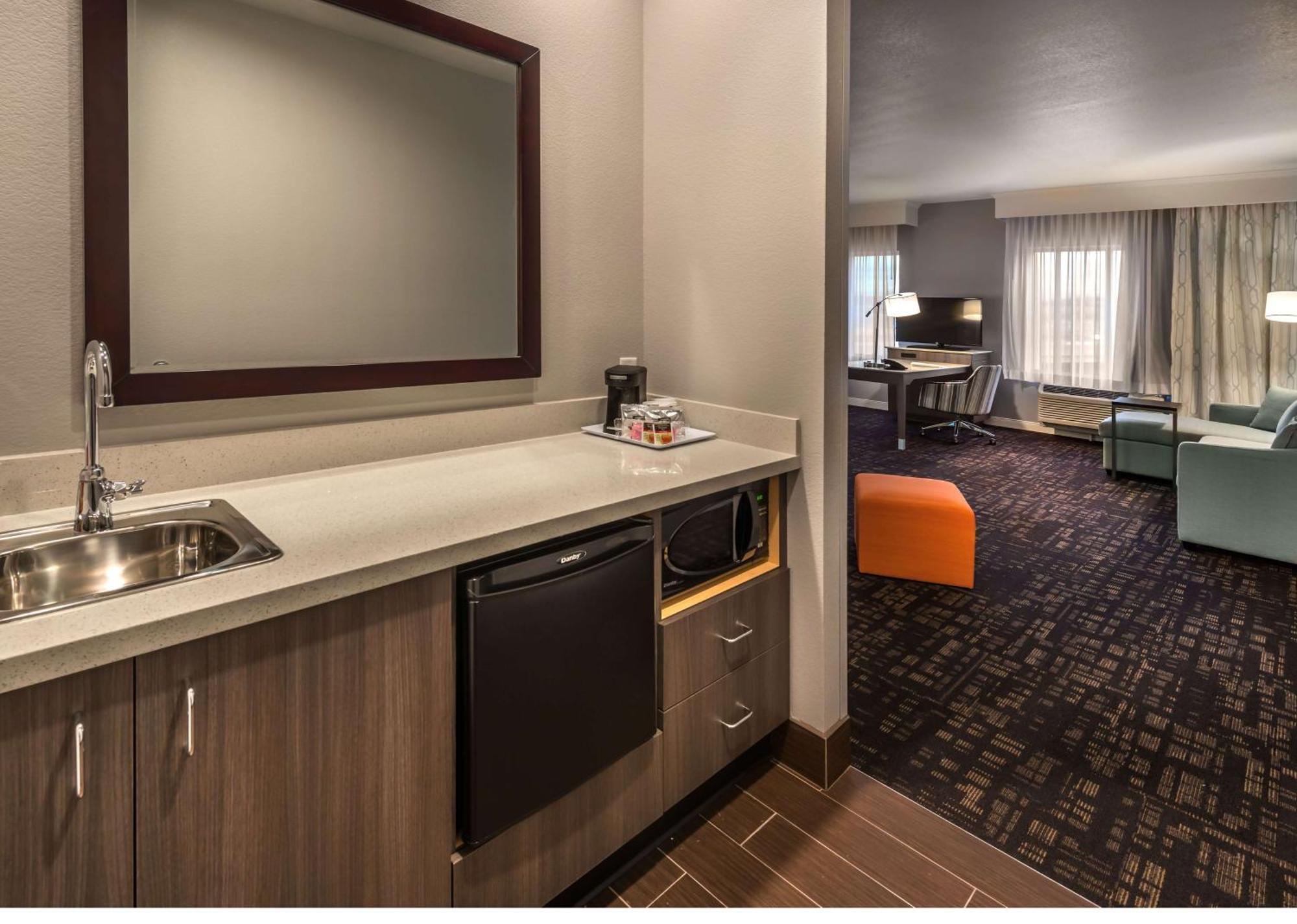 King Studio Suite Non Smoking