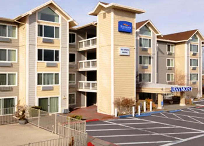 Baymont By Wyndham Reno Hotel
